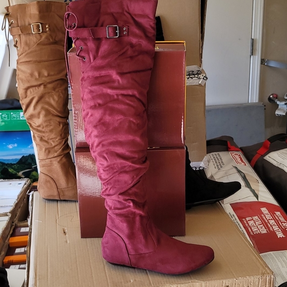 over the knee  boots - Picture 2 of 6